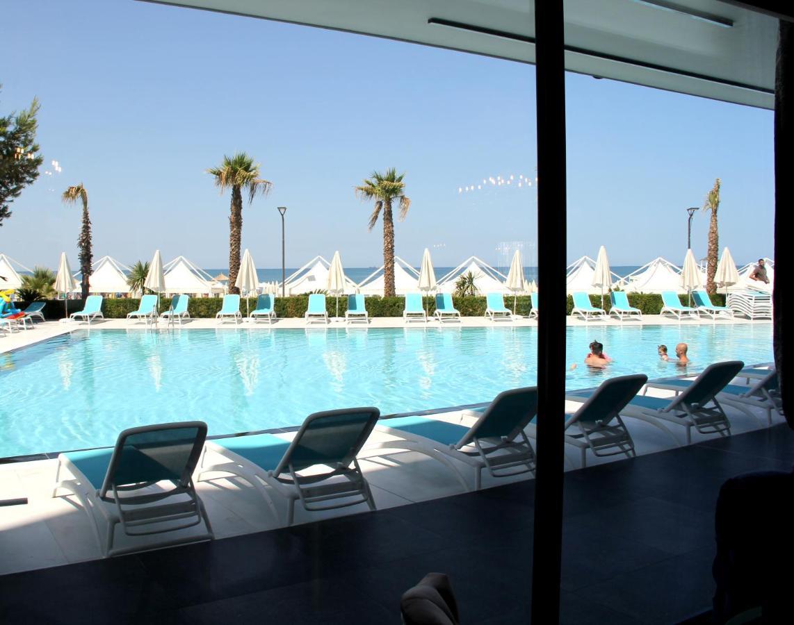 Luxury Premium Finese Hotel Golem  Exterior photo